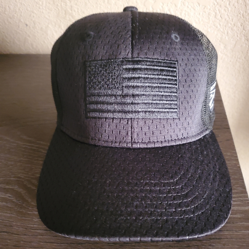Grunt Style Black Mesh Fitted Hat with Logo Patch